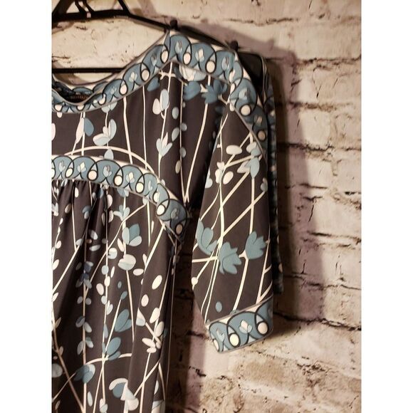 BCBGMaxazria Women's Brown Floral Shirt Size Medium t13 - Picture 3 of 6